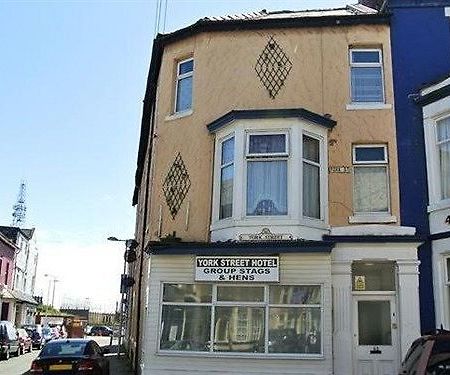 The Corner Hotel Blackpool Dış mekan fotoğraf